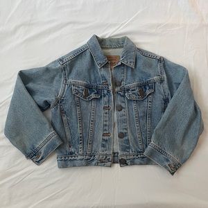 Vintage Levi’s cropped jean jacket